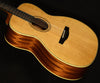 Laureate Series LF60E