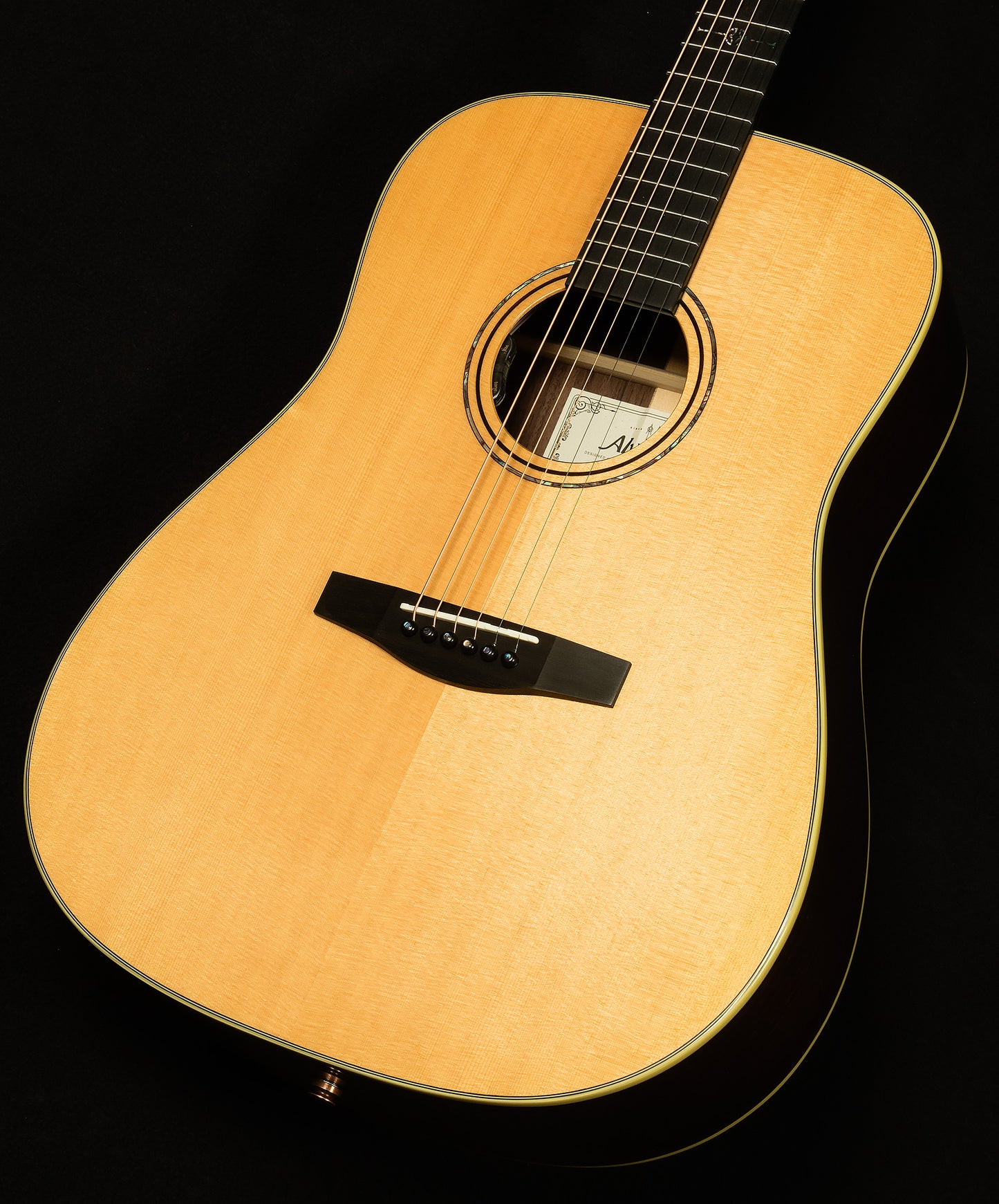 Laureate Series LD70E