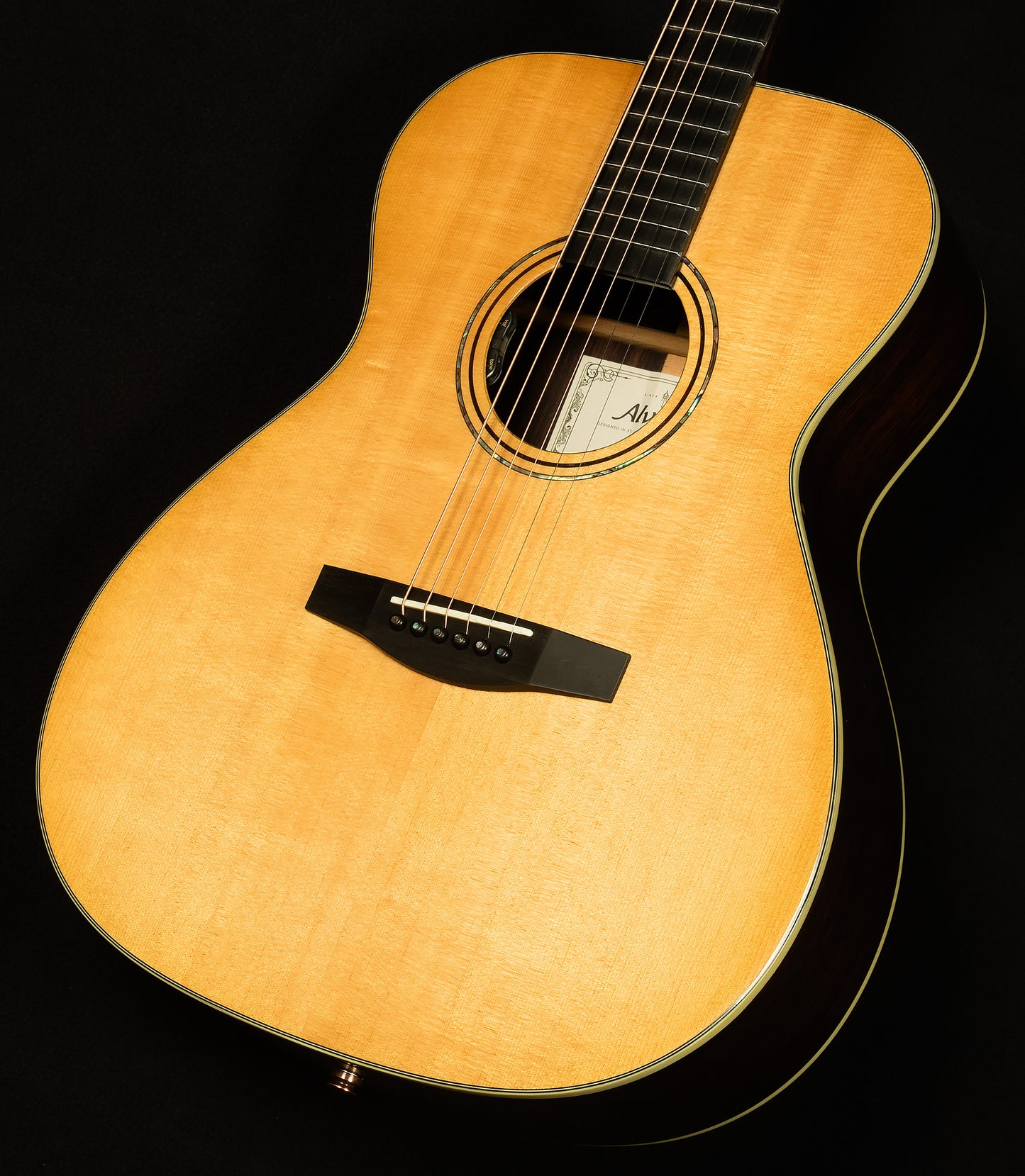 Laureate Series LF70E Daybreak