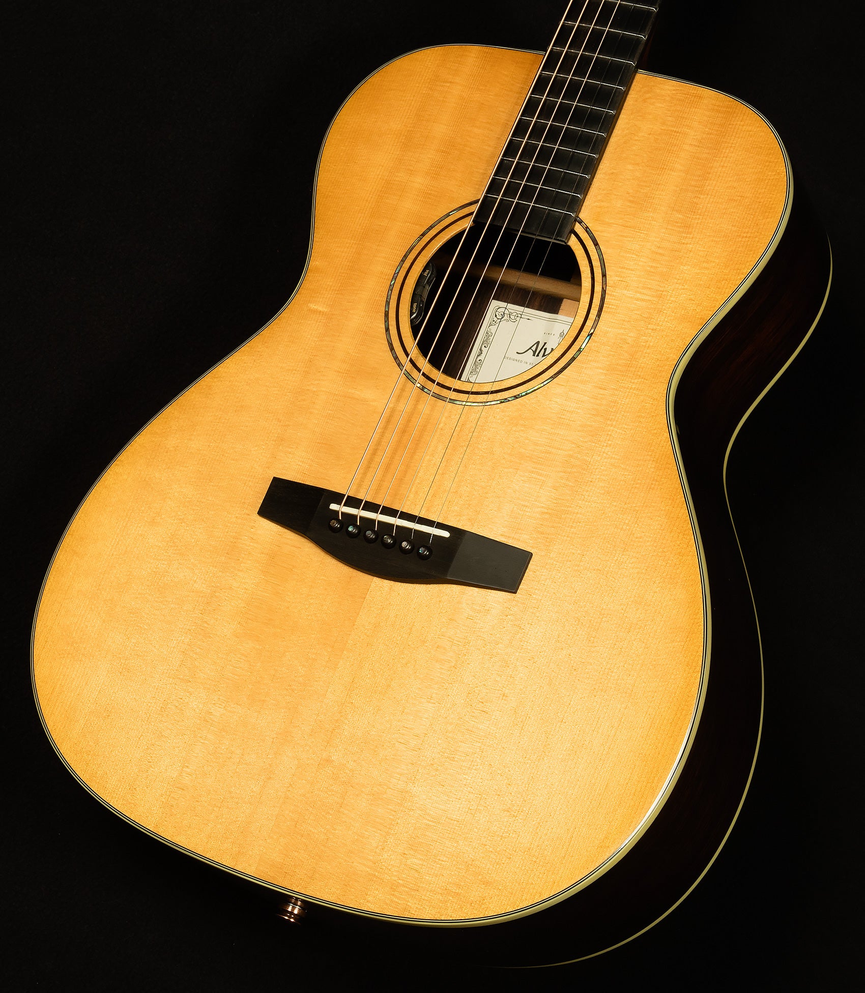 Laureate Series LF70E Daybreak