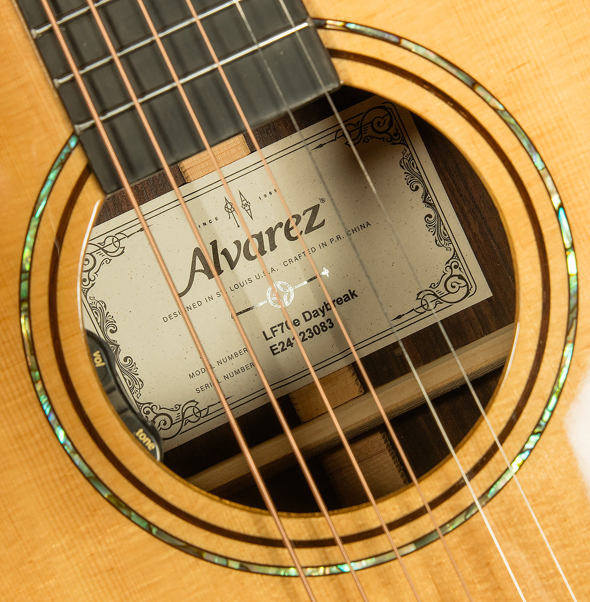 Laureate Series LF70E Daybreak