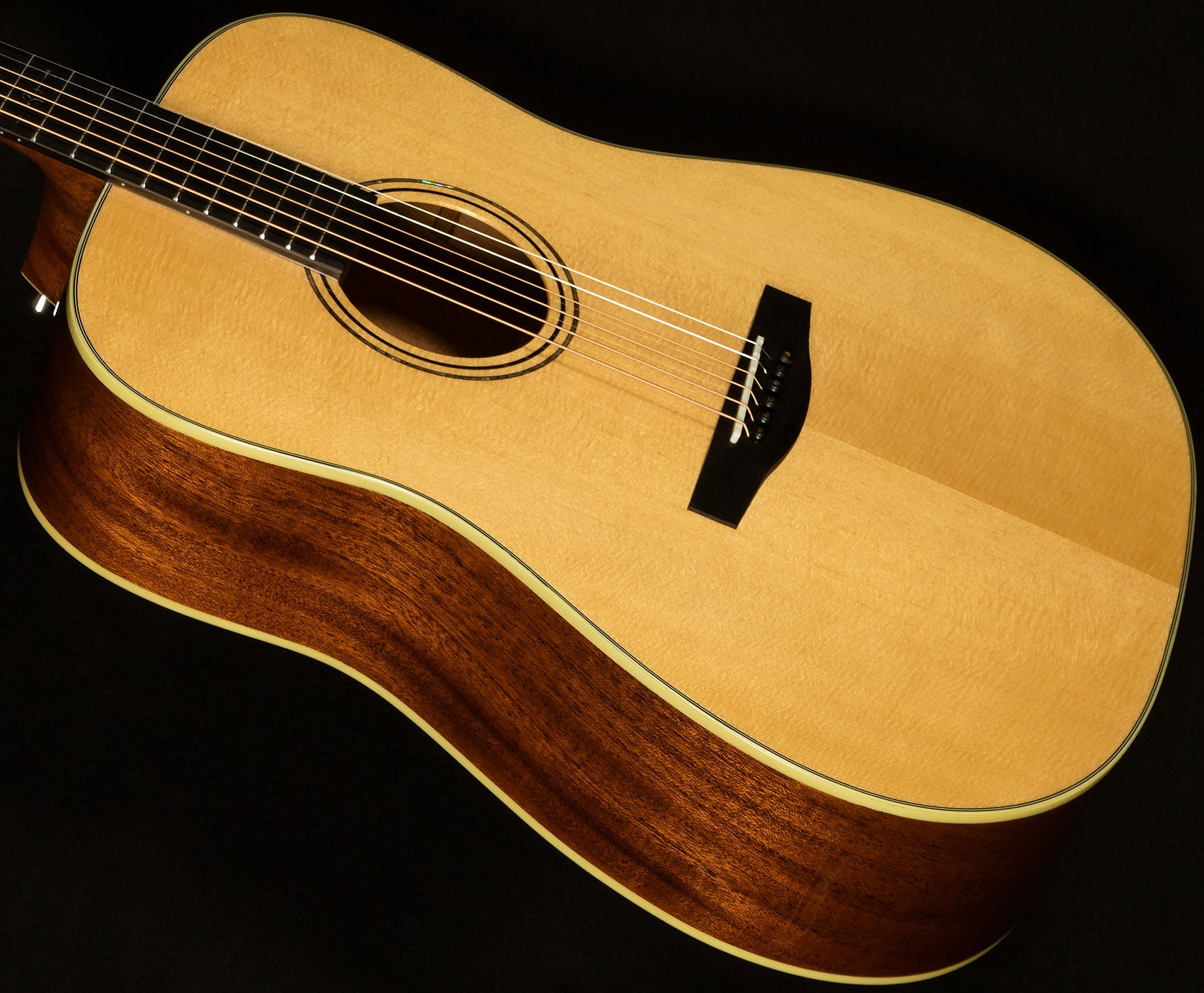 Laureate Series LD60E