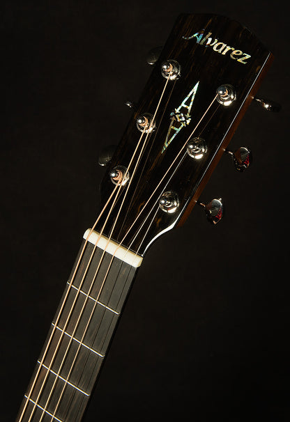 Laureate Series LF70E