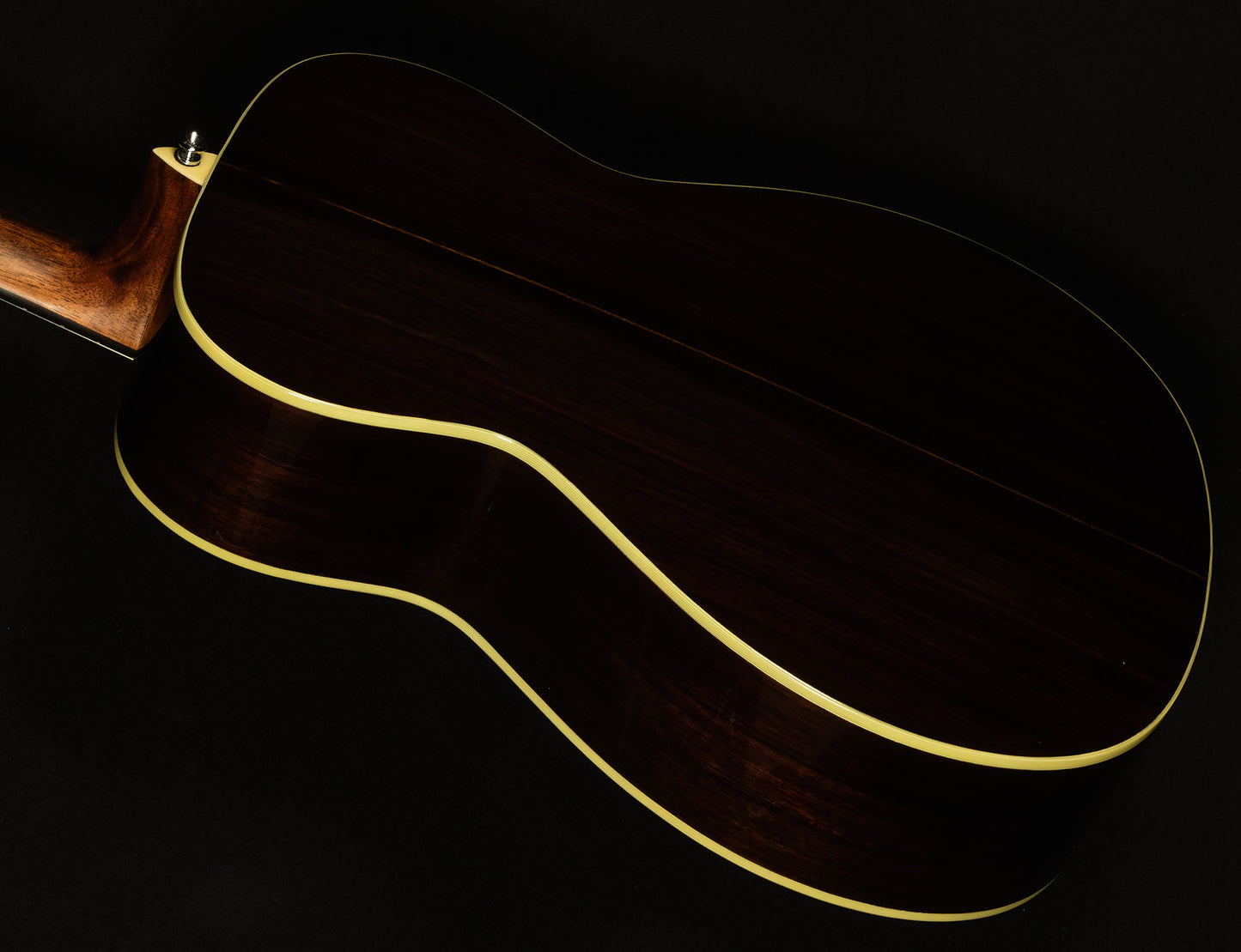 Laureate Series LF70E