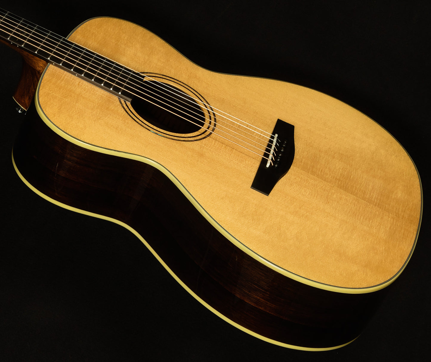 Laureate Series LF70E