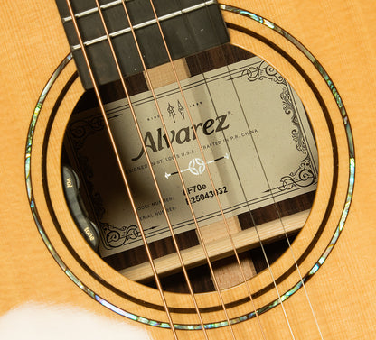 Laureate Series LF70E