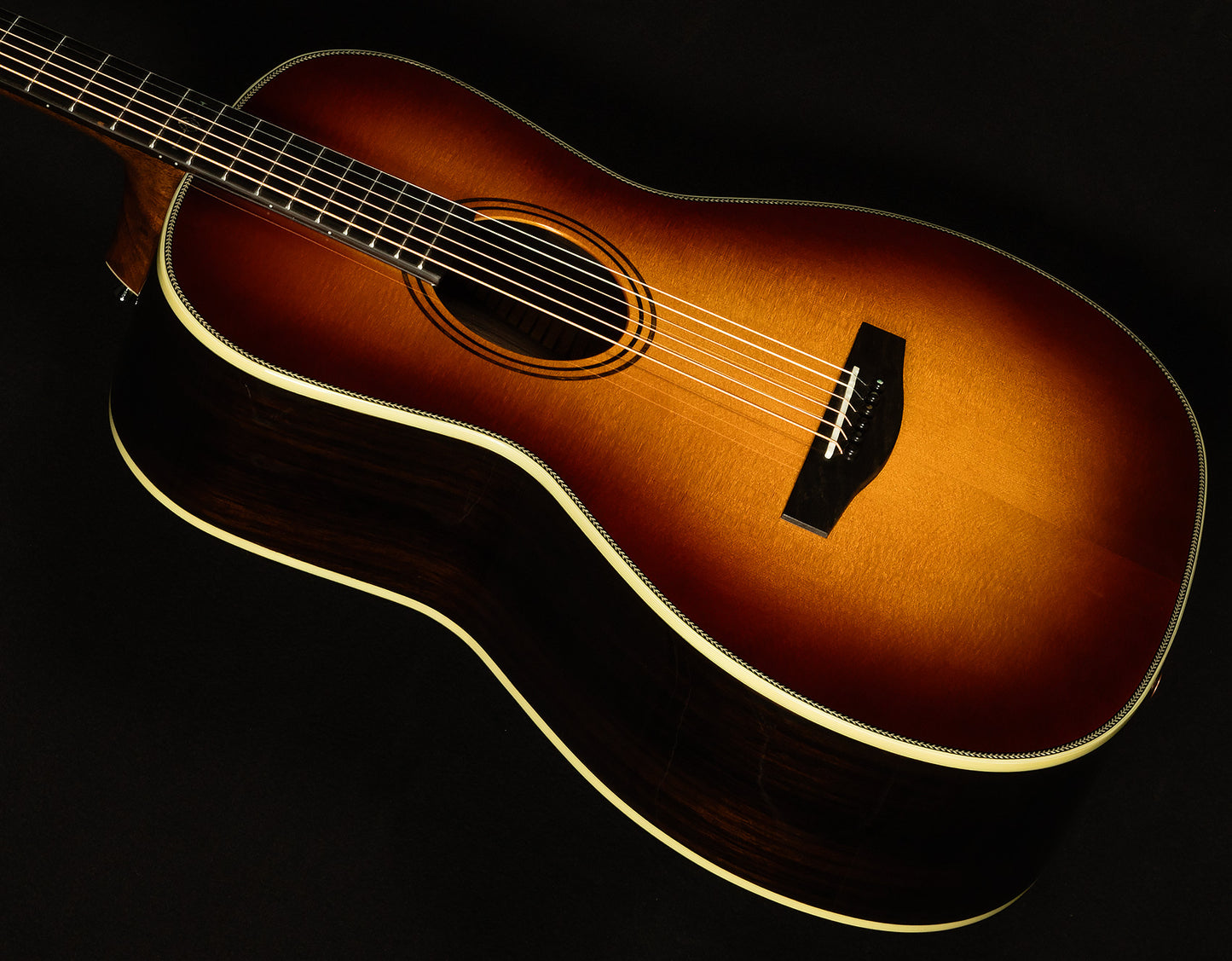 Laureate Series LT70E Herringbone Sunset
