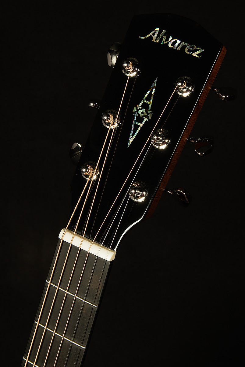 Laureate Series LF60e