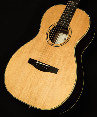 Laureate Series LP70E