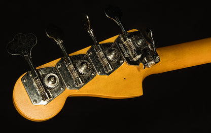 Stories Collection Lee Sklar Signature Precision Bass
