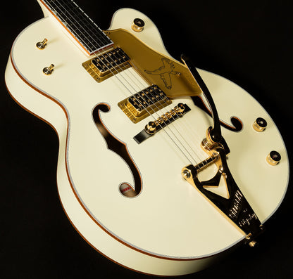 G6136T-59 Vintage Select 1959 White Falcon