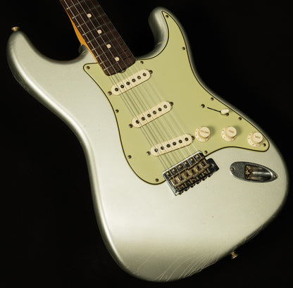Masterbuilt 1961 Stratocaster by Greg Fessler - Journeyman Relic