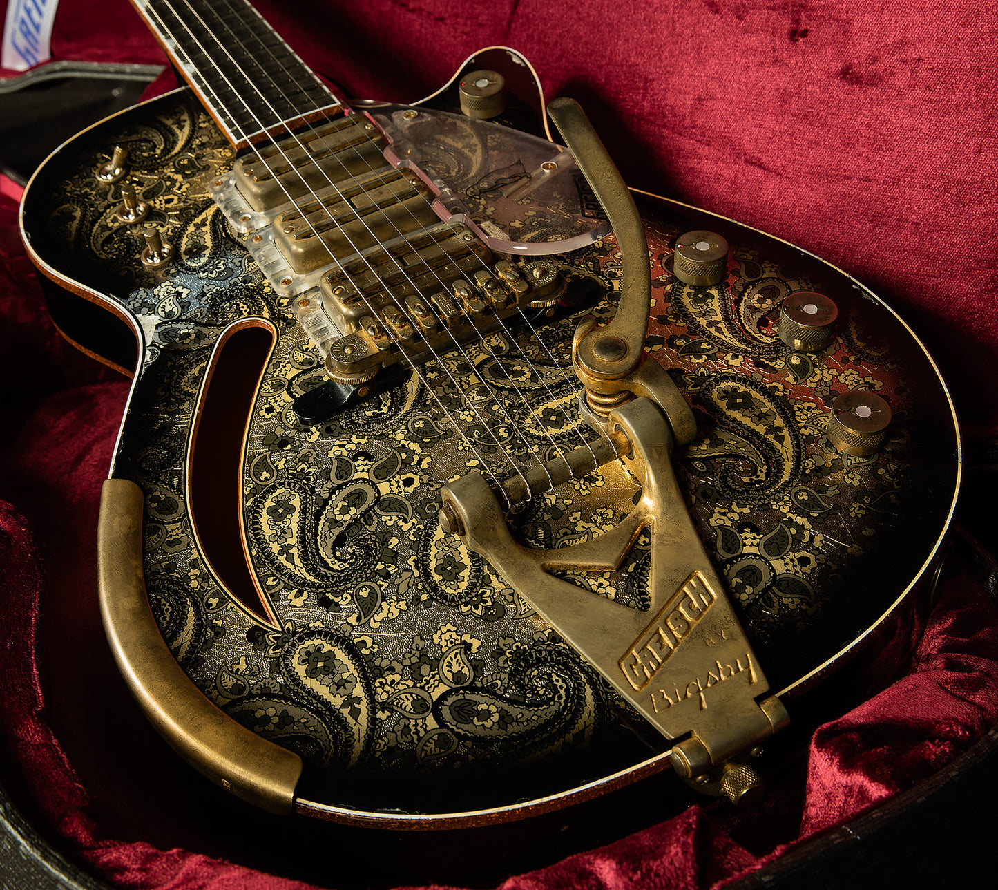 Masterbuilt G6134CS 1959 Penguin by Gonzalo Madrigal - Heavy Relic, 3-Pickups
