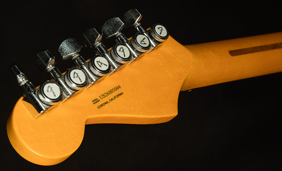 American Ultra Luxe Vintage '60s Stratocaster