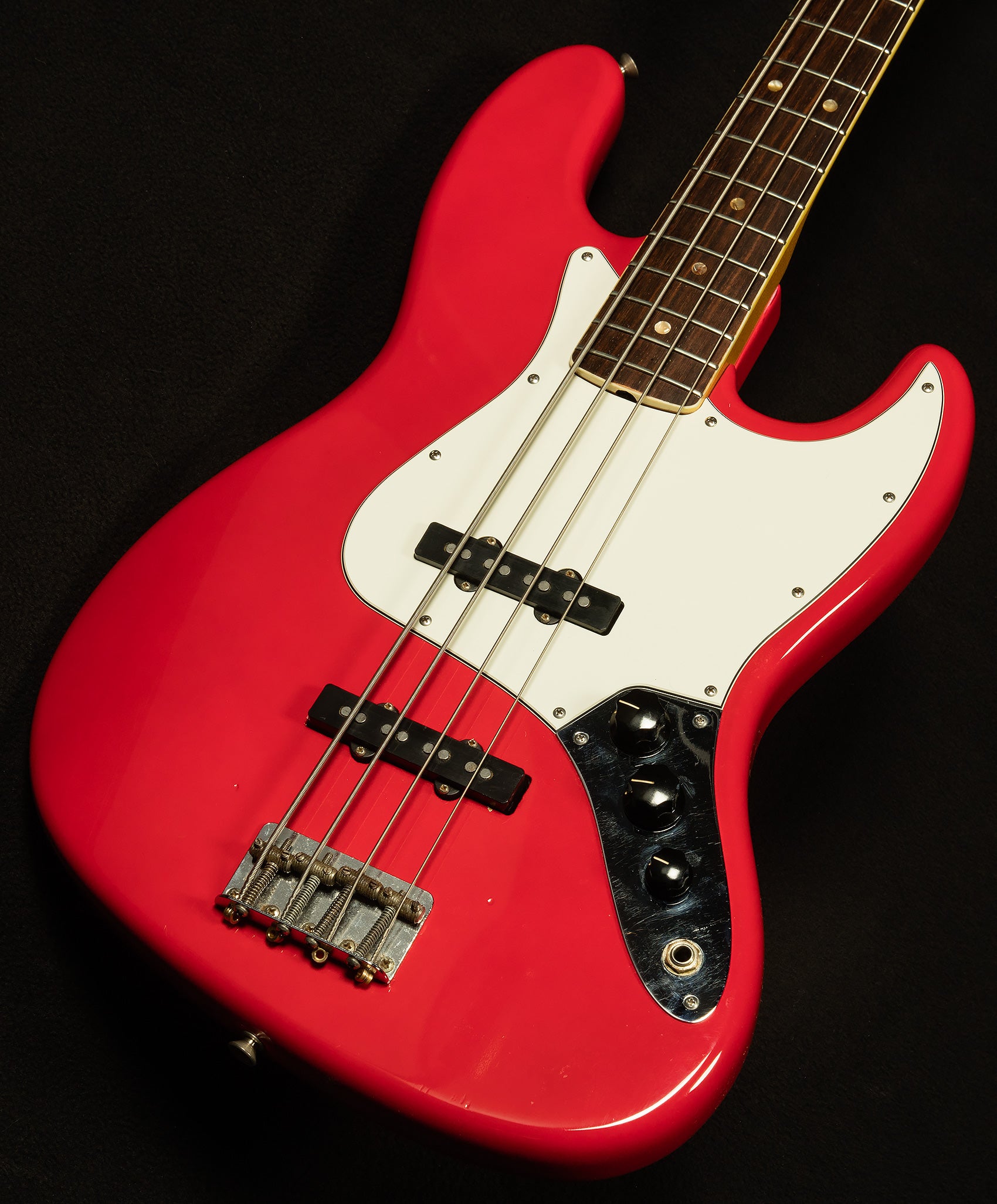 Vintage 1966 Jazz Bass - Refinished High-Gloss