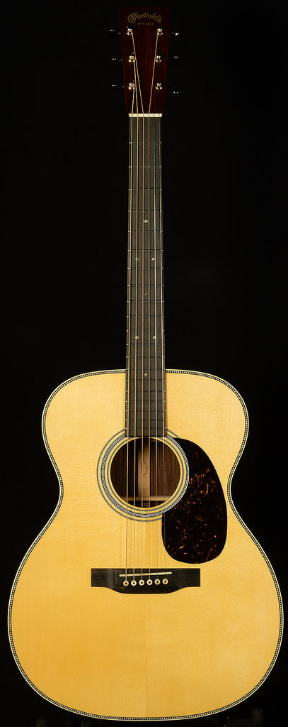 2025 Custom Shop 000-28