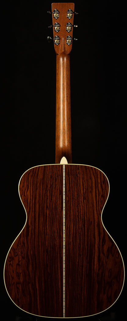 2025 Custom Shop 000-28