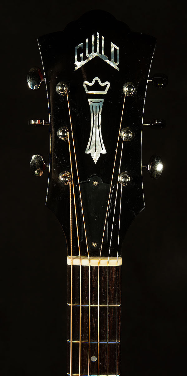 2023 D-40 Traditional