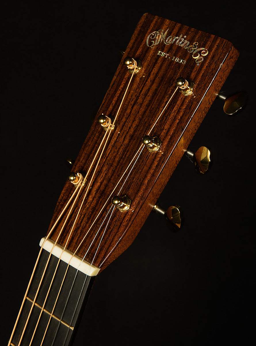 2023 Modern Deluxe OM-28