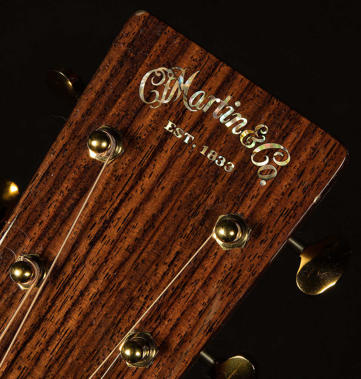 2023 Modern Deluxe OM-28