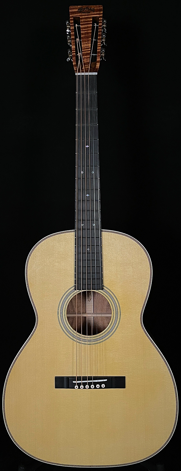 Custom Shop Wildwood Spec 00028VS Martin Guitars Wildwood Guitars