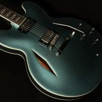 Dave Grohl DG-335 Semi-Hollowbody