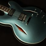 Dave Grohl DG-335 Semi-Hollowbody