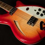 4005V Semi-Hollowbody Bass Reissue