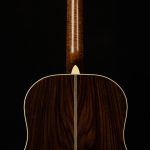 Custom Shop Slope-Shouldered HD-28