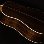 Custom Shop Slope-Shouldered HD-28